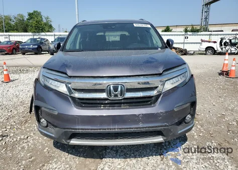 2022 Honda Pilot Touring z USA, uszkodzony, nr VIN 5FNYF5H61NB017809